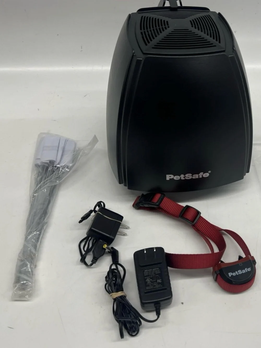 PetSafe® Stay & Play Wireless Pet Fence for Stubborn Dogs $299